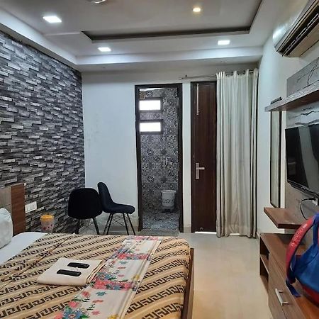Shri Home Stay นิวเดลี ภายนอก รูปภาพ