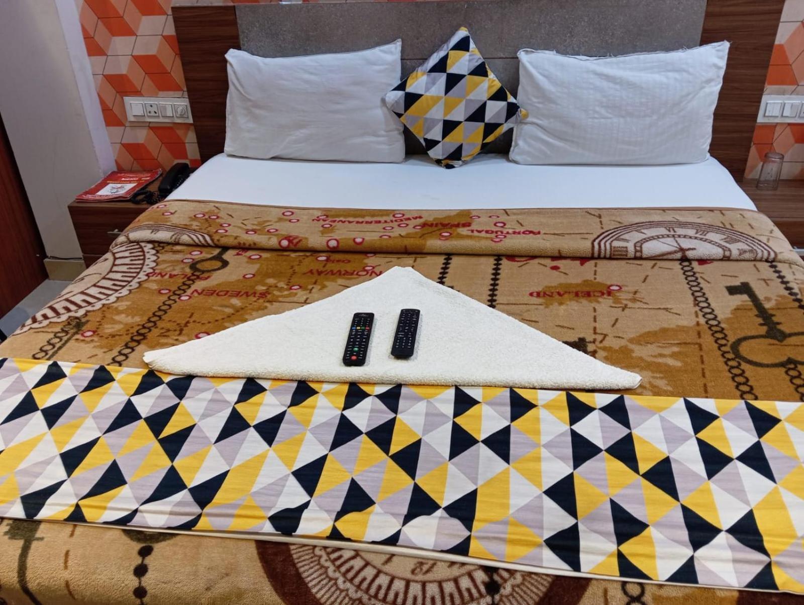 Shri Home Stay นิวเดลี ภายนอก รูปภาพ